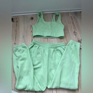 Fabletics Sweat Set - Lime Green Crop & Sweatpants